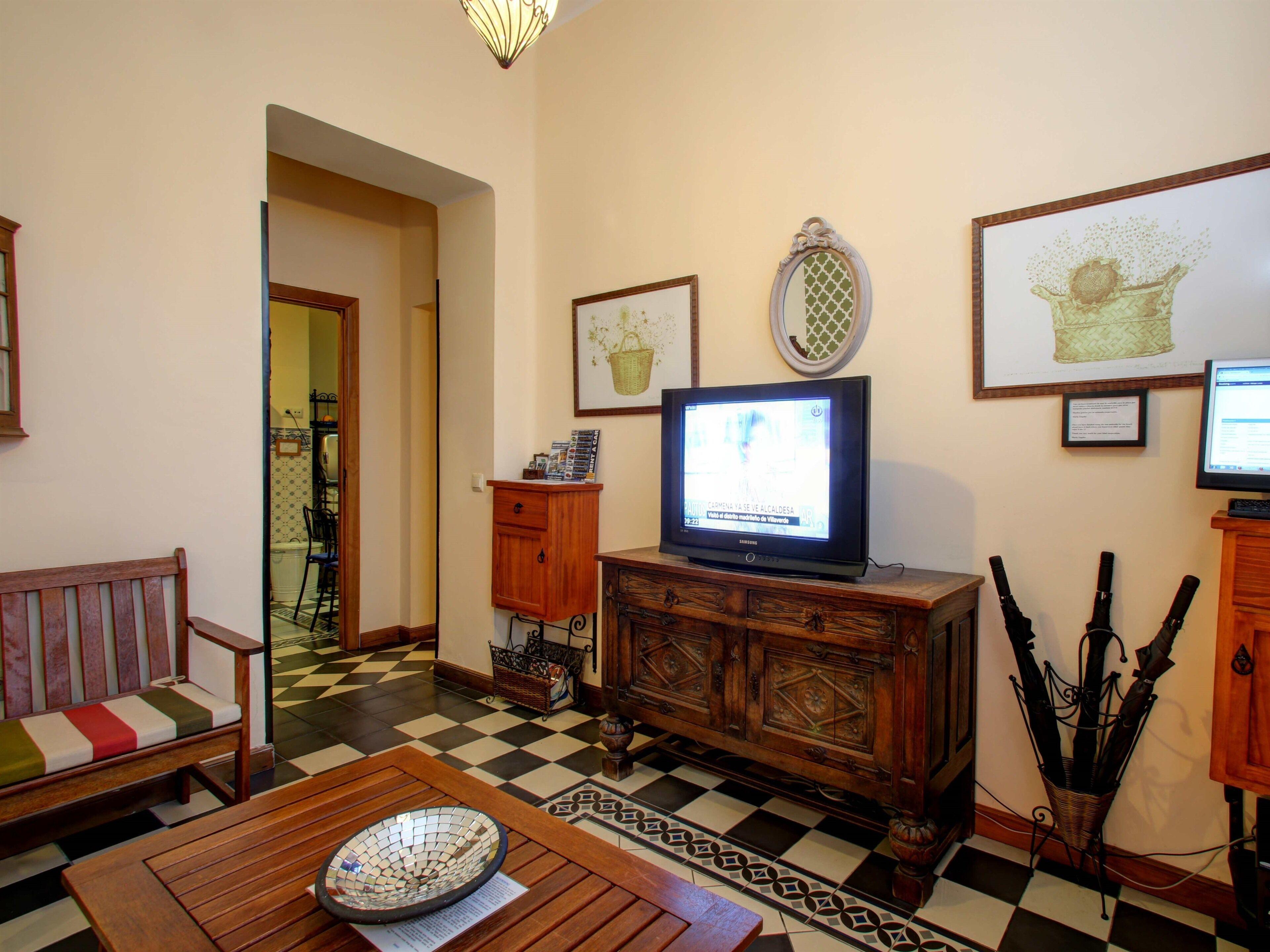Malaga Lodge Guesthouse — Photos 1
